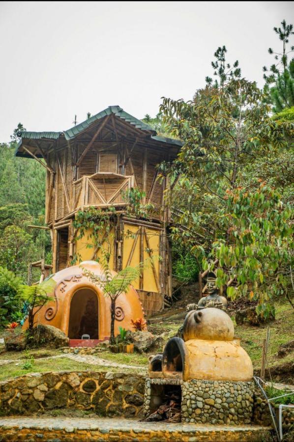 Adriana's Bambu-Lodge Guatape Bagian luar foto