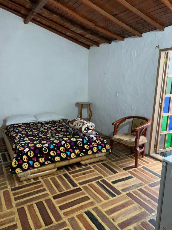 Adriana's Bambu-Lodge Guatape Bagian luar foto