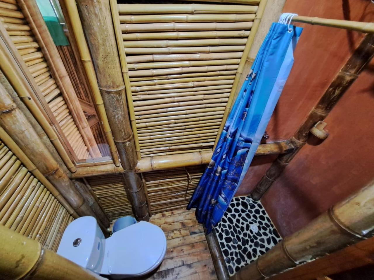 Adriana's Bambu-Lodge Guatape Bagian luar foto